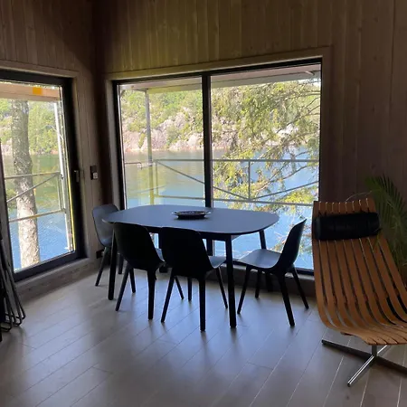 Moderne Sommeridyll Med Tilgang Til Brygge Og Bat I بيت للعطل *